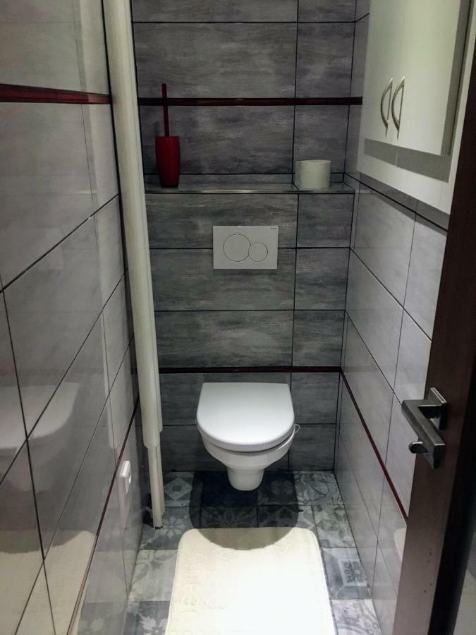 Apartmam Na Namesti II Opocno ภายนอก รูปภาพ